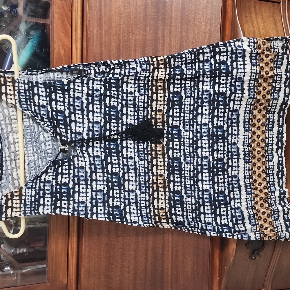 Patterned Sleeveless Top with Tassel